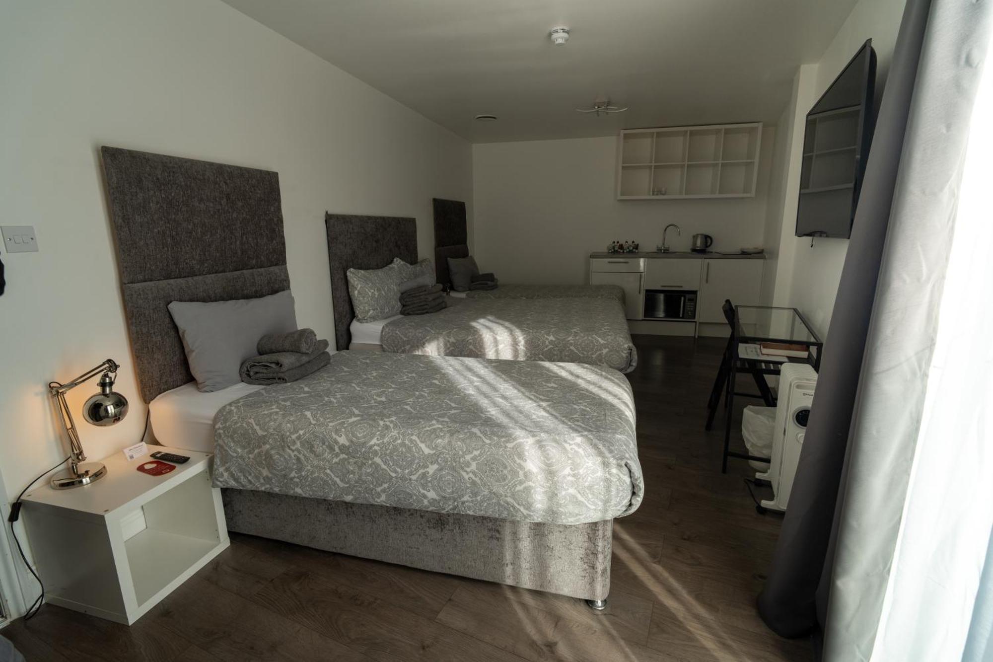 Abbey Point Hotel 3*