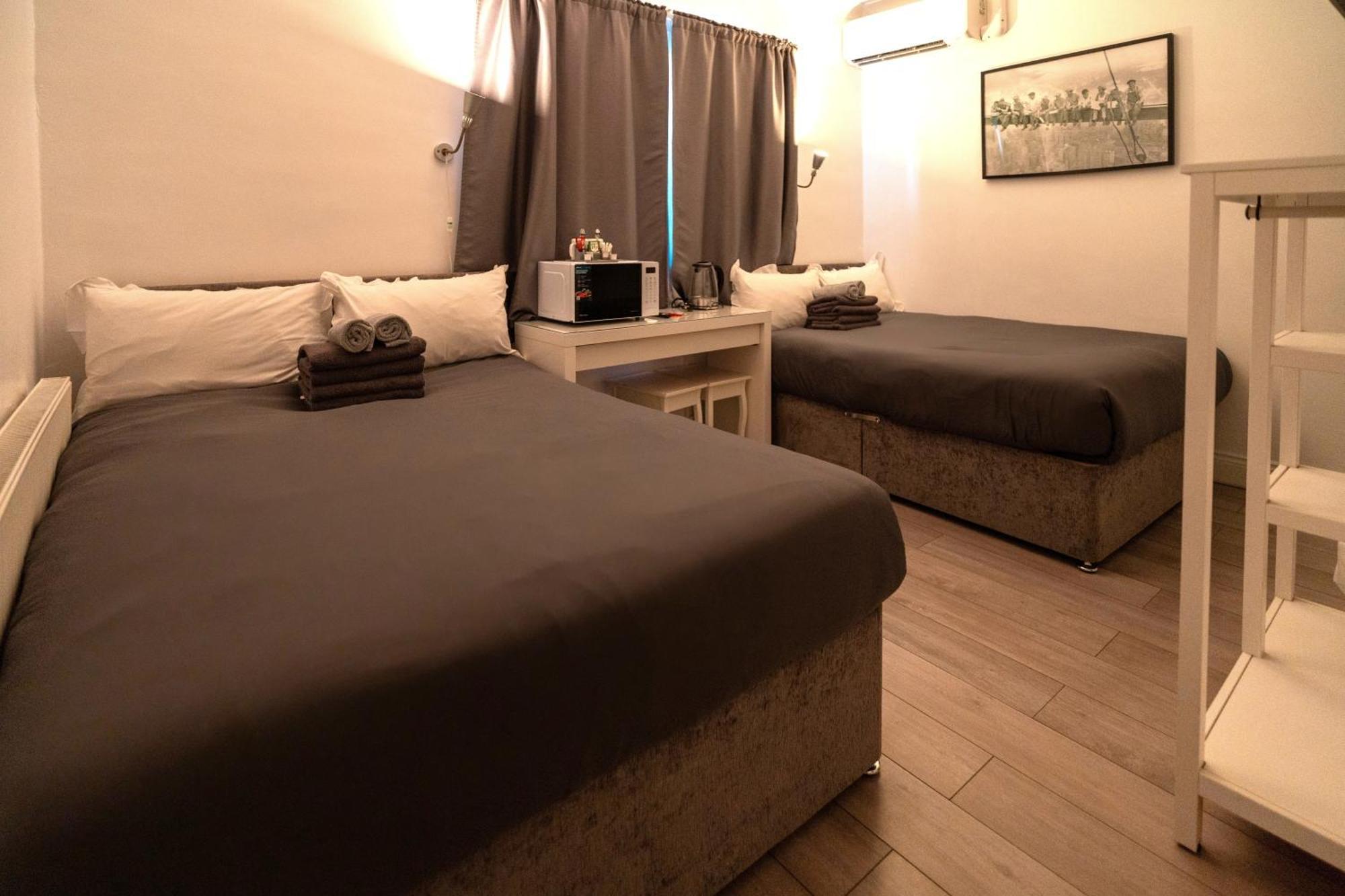 Hotel Abbey Point 3*
