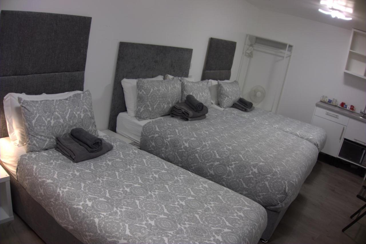 Abbey Point Hotel 3*